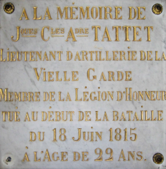 La plaque en hommage au lieutenant Tattet dans l’église Sainte-Catherine à Plancenoit © D. Timmermans