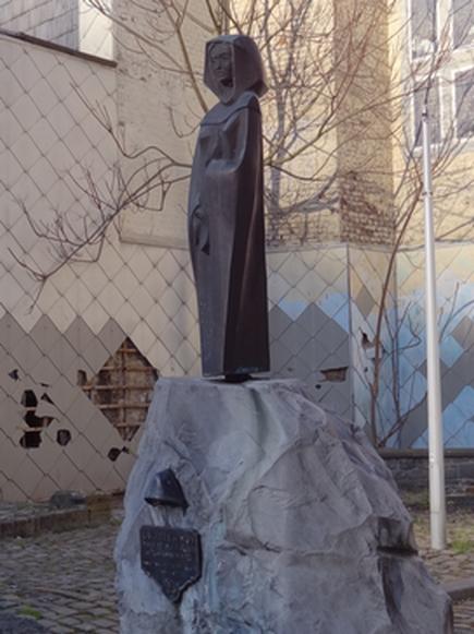 Statue Arlette de Huy
