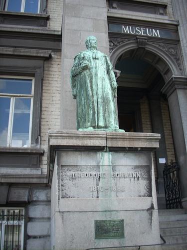 Monument Théodore Schwann