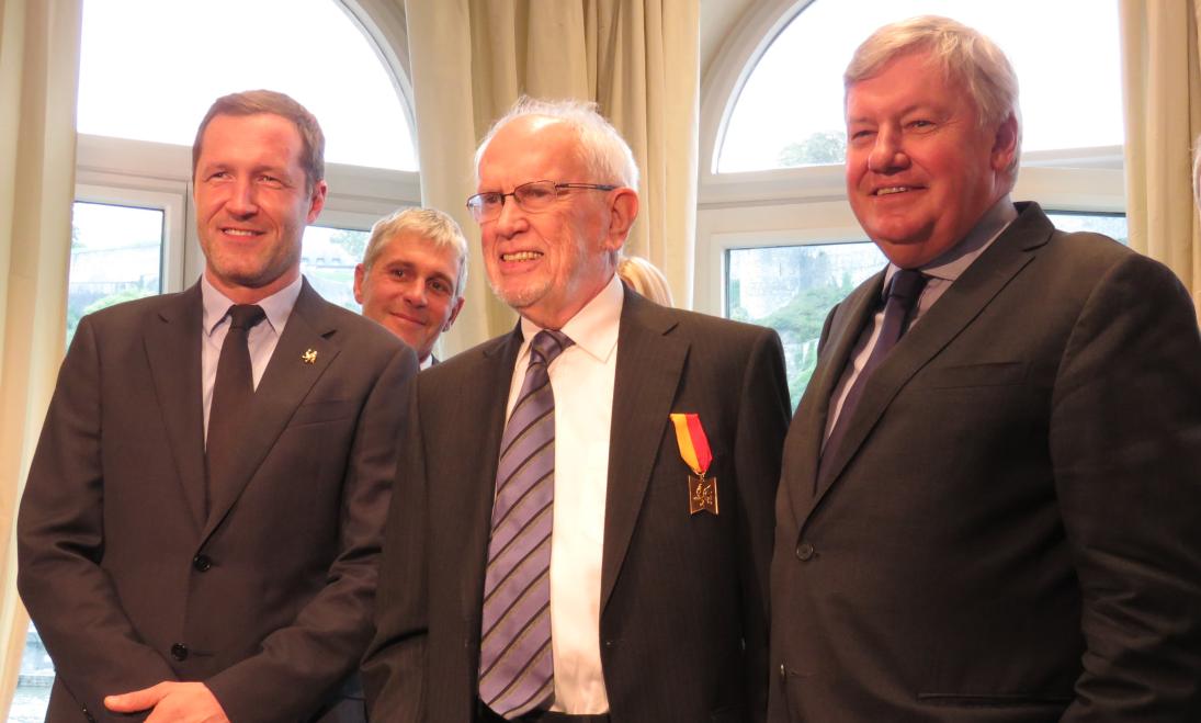 Jacques Dubois avec Paul Magnette et Jean-Claude Marcourt