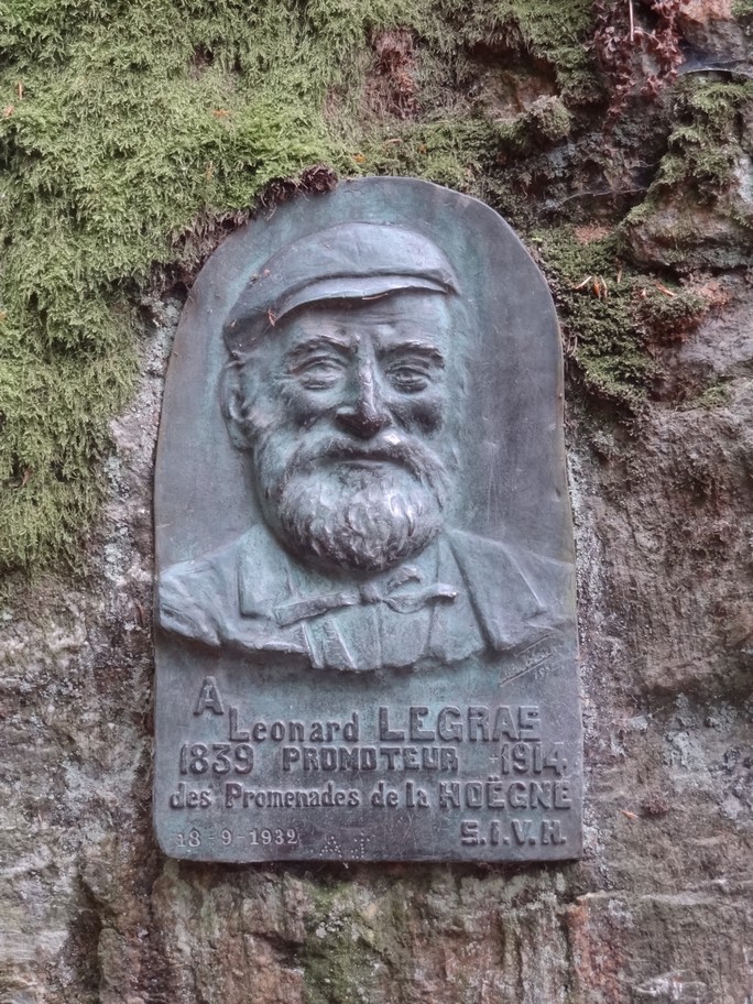Stèle commémorative Léonard Legras