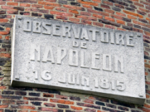 La plaque signalant l’observatoire de l’empereur sur le moulin Naveau © D. Timmermans