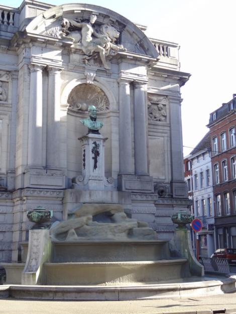 Fontaine monumentale Jean-François Ortmans-Hauzeur
