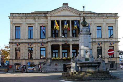 Monument-fontaine Pierre-Joseph Redouté 