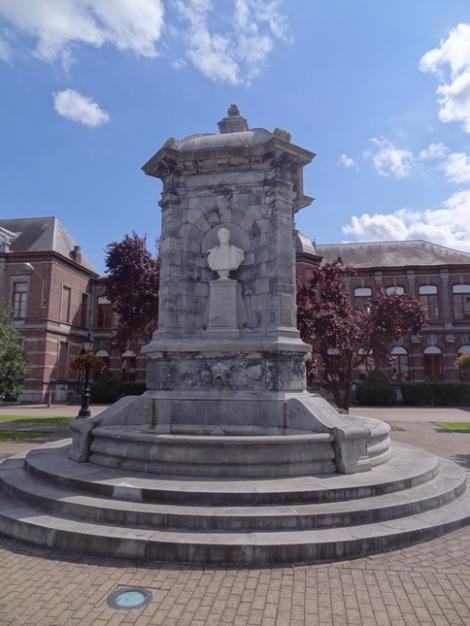 Monument fontaine Arthur Warocqué (Morlanwelz)